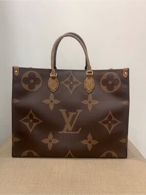 Louis Vuitton Reverse Monogram Giant Onthego GM Bag